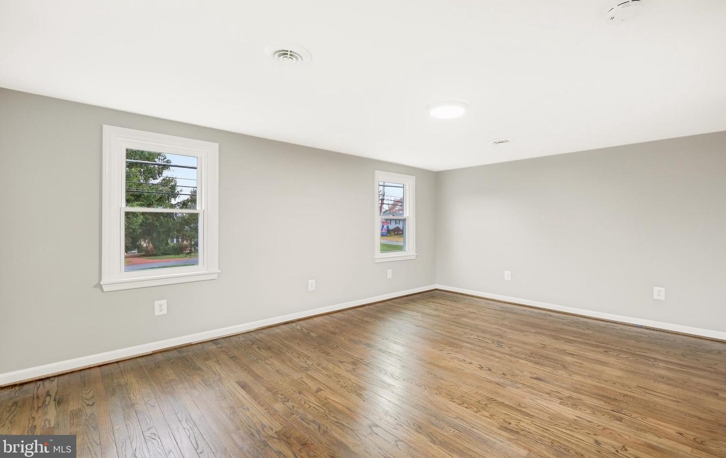 1116 Main St, Mount Airy MD 21771-5677 exterior