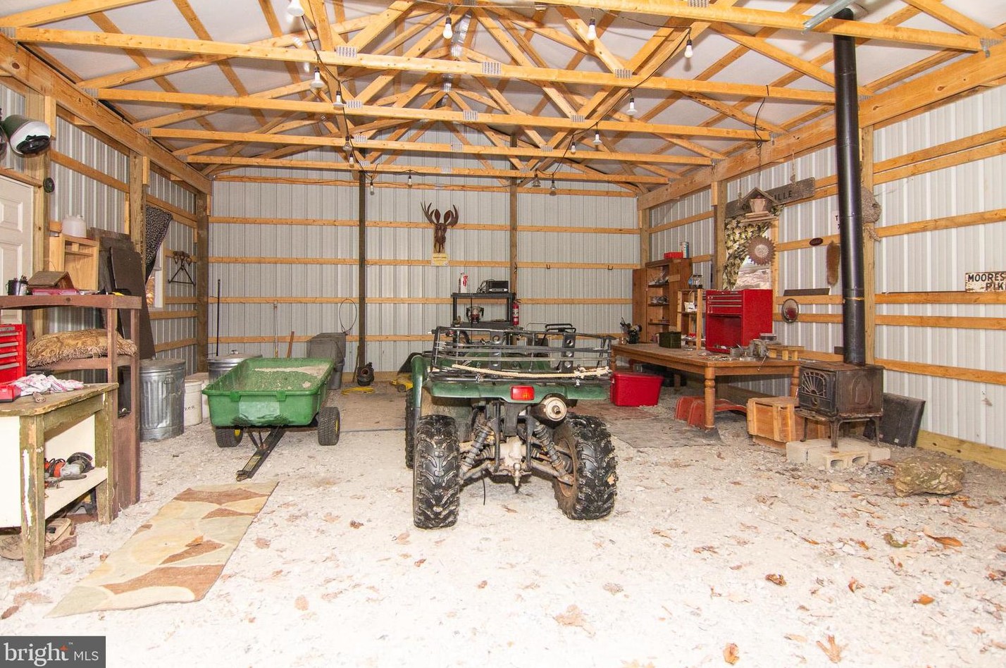 2401 Albert Rill Rd, Hampstead MD  21074-1014 exterior