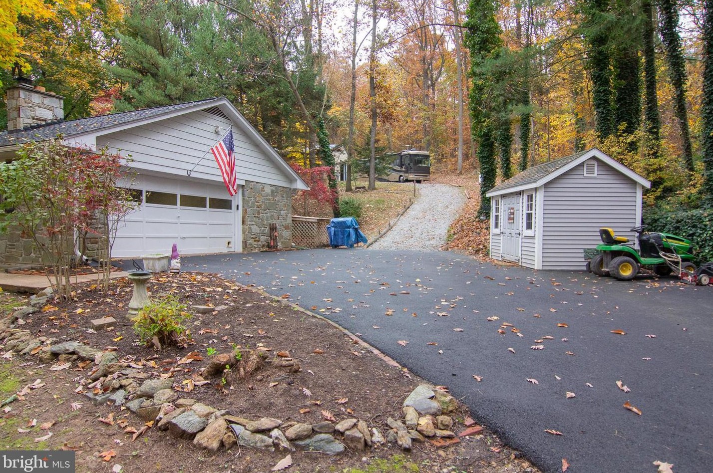 2401 Albert Rill Rd, Hampstead MD  21074-1014 exterior