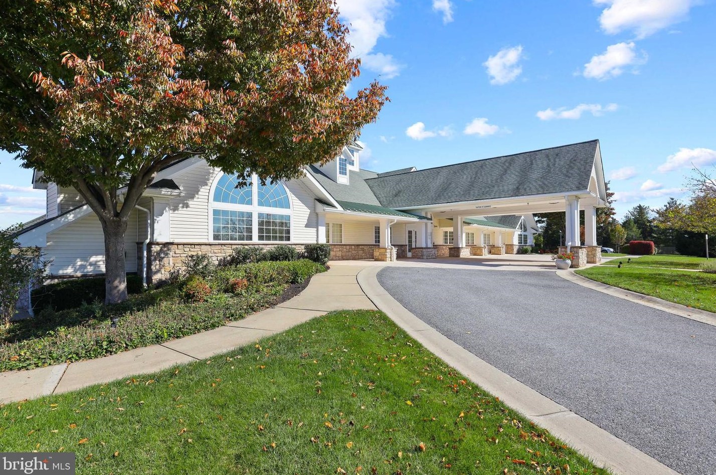 137 Saddletop Dr, Taneytown MD  21787-1547 exterior