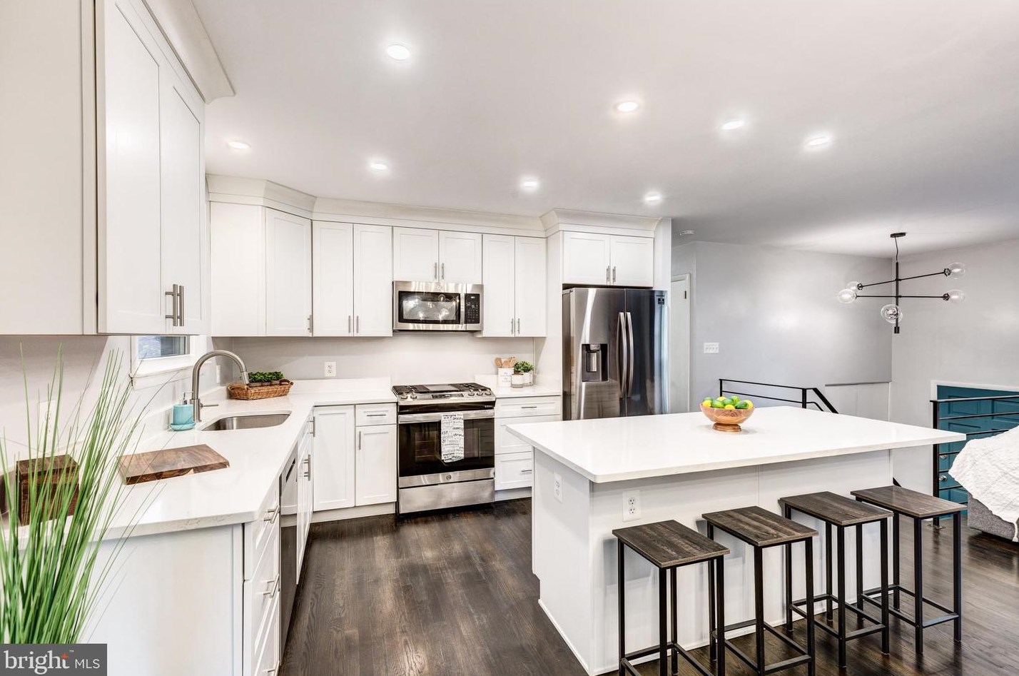 2422 Clydesdale Rd, Patapsco MD  21048-1614 exterior