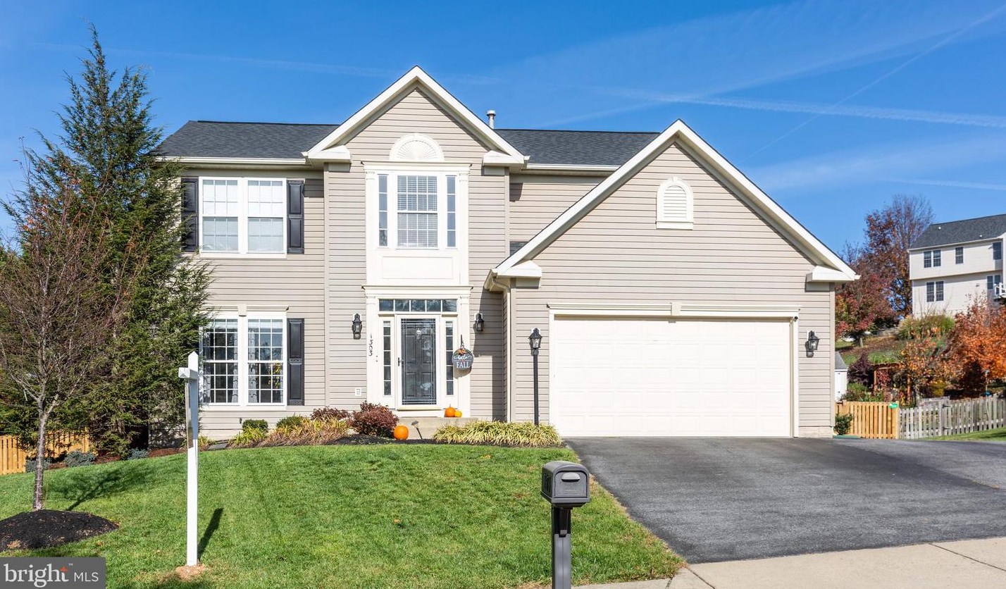 1303 Marian Way, Mount Airy MD 21771-5873 exterior