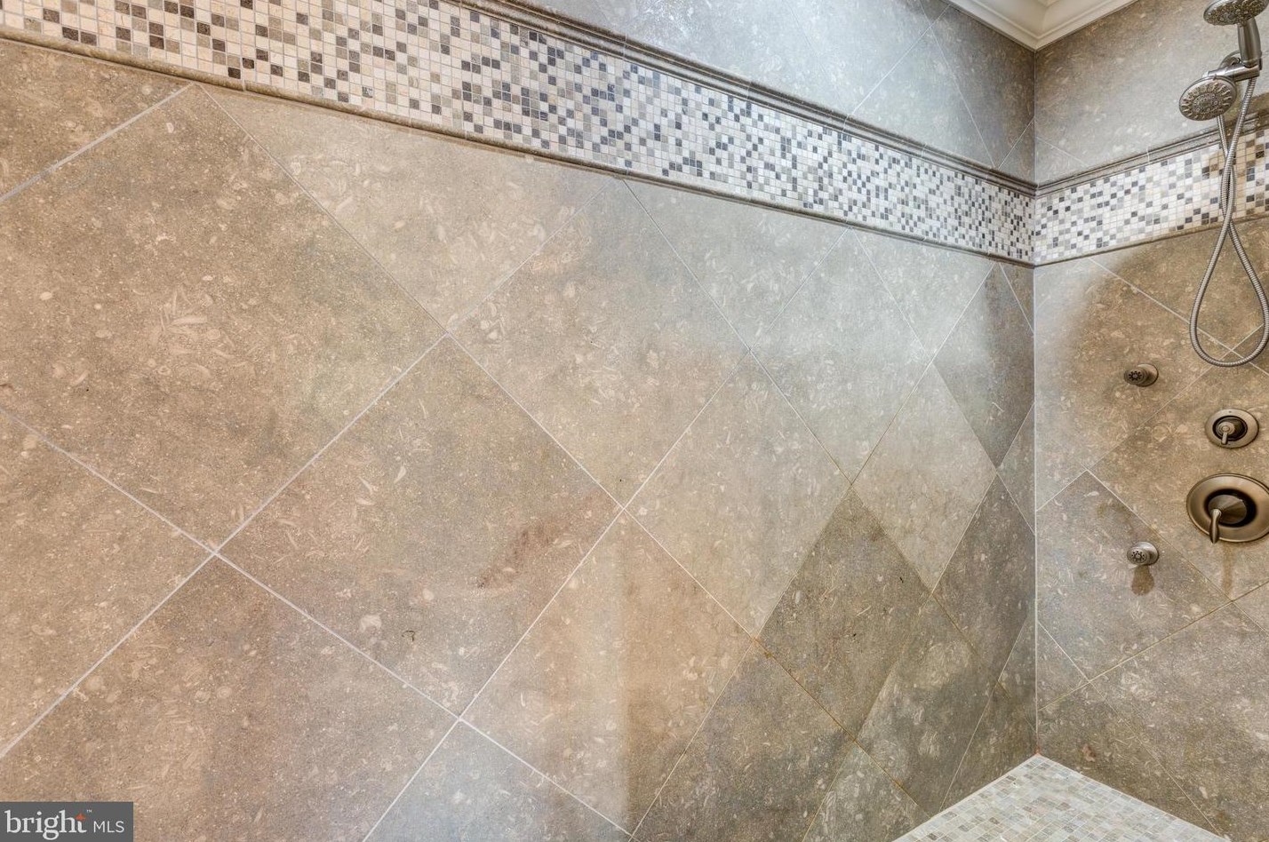 1303 Marian Way, Mount Airy MD 21771-5873 exterior