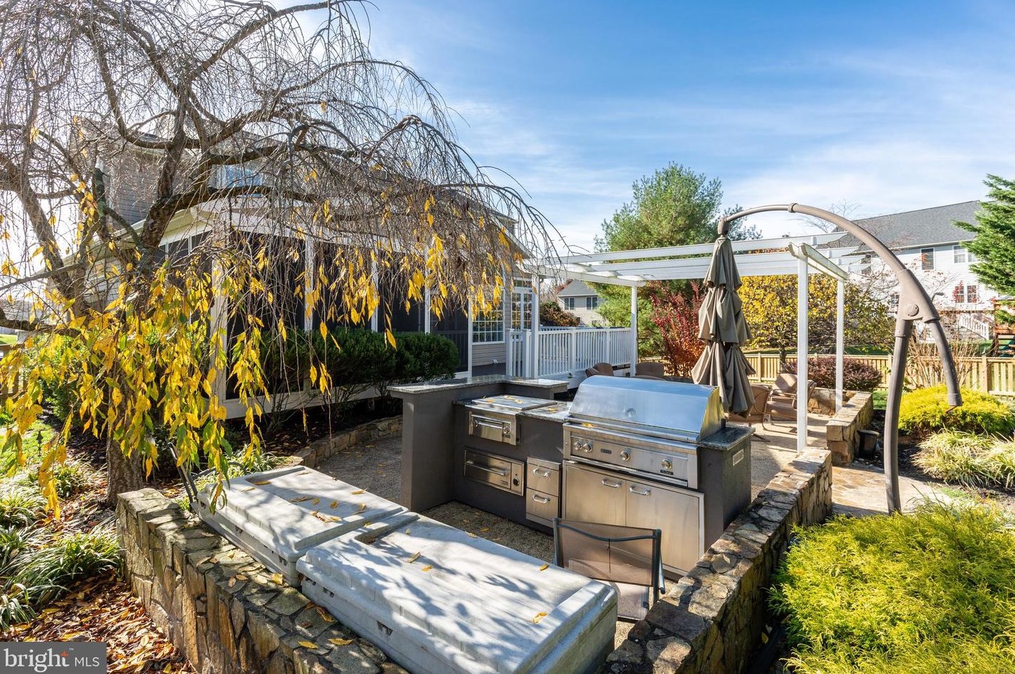 1303 Marian Way, Mount Airy MD 21771-5873 exterior