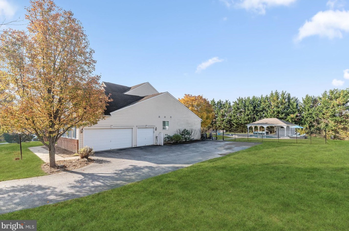 2219 Deer Park Rd, Patapsco MD 21048-2218 exterior