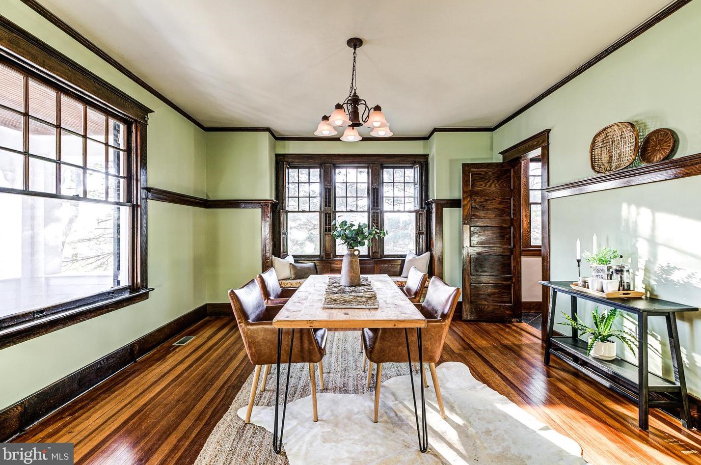 124 Main St, New Windsor MD  21776-9756 exterior