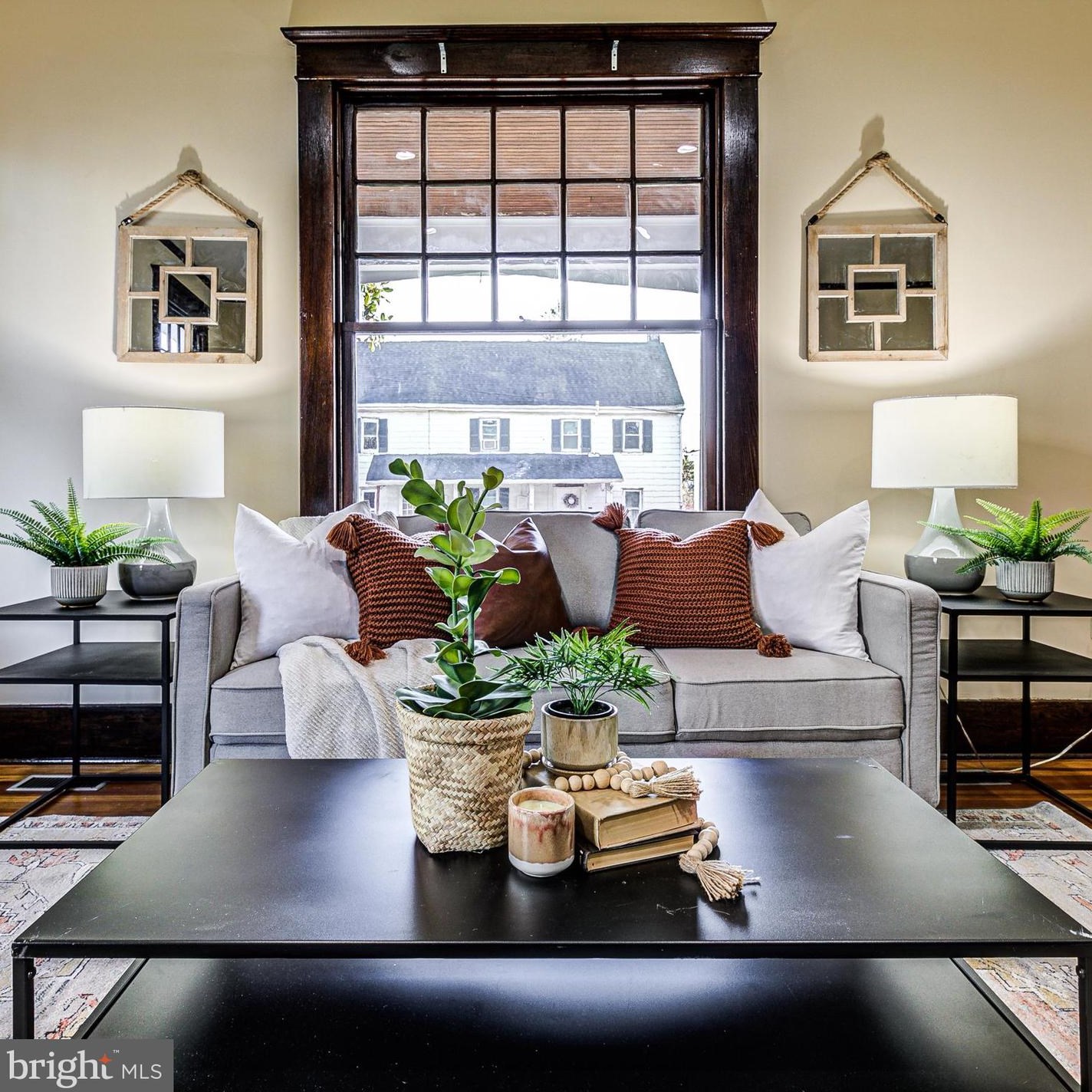 124 Main St, New Windsor MD  21776-9756 exterior