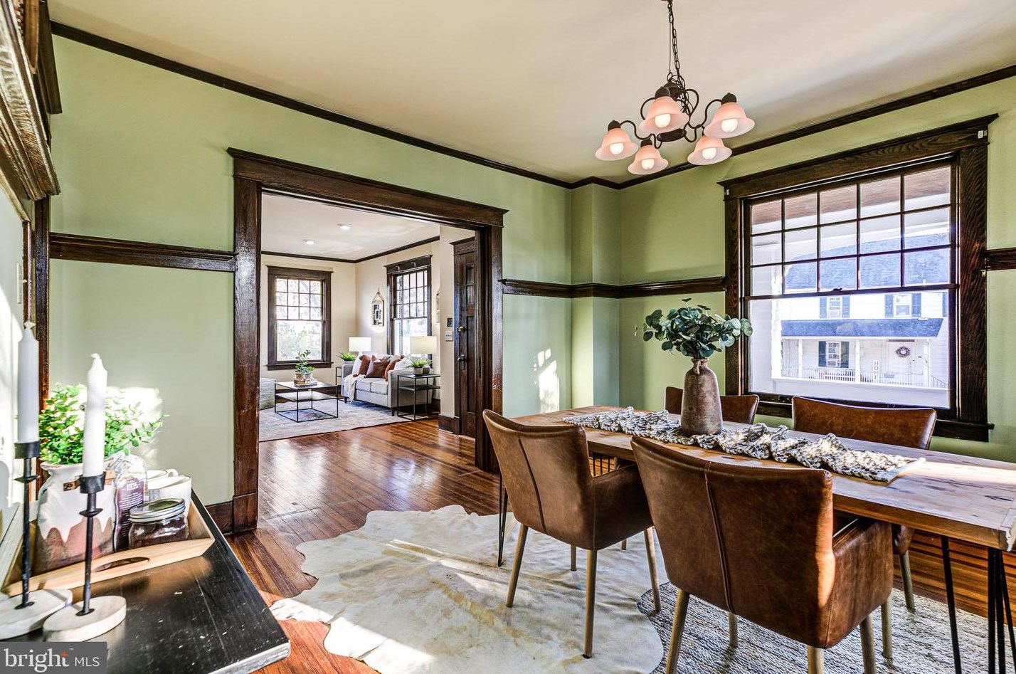 124 Main St, New Windsor MD  21776-9756 exterior