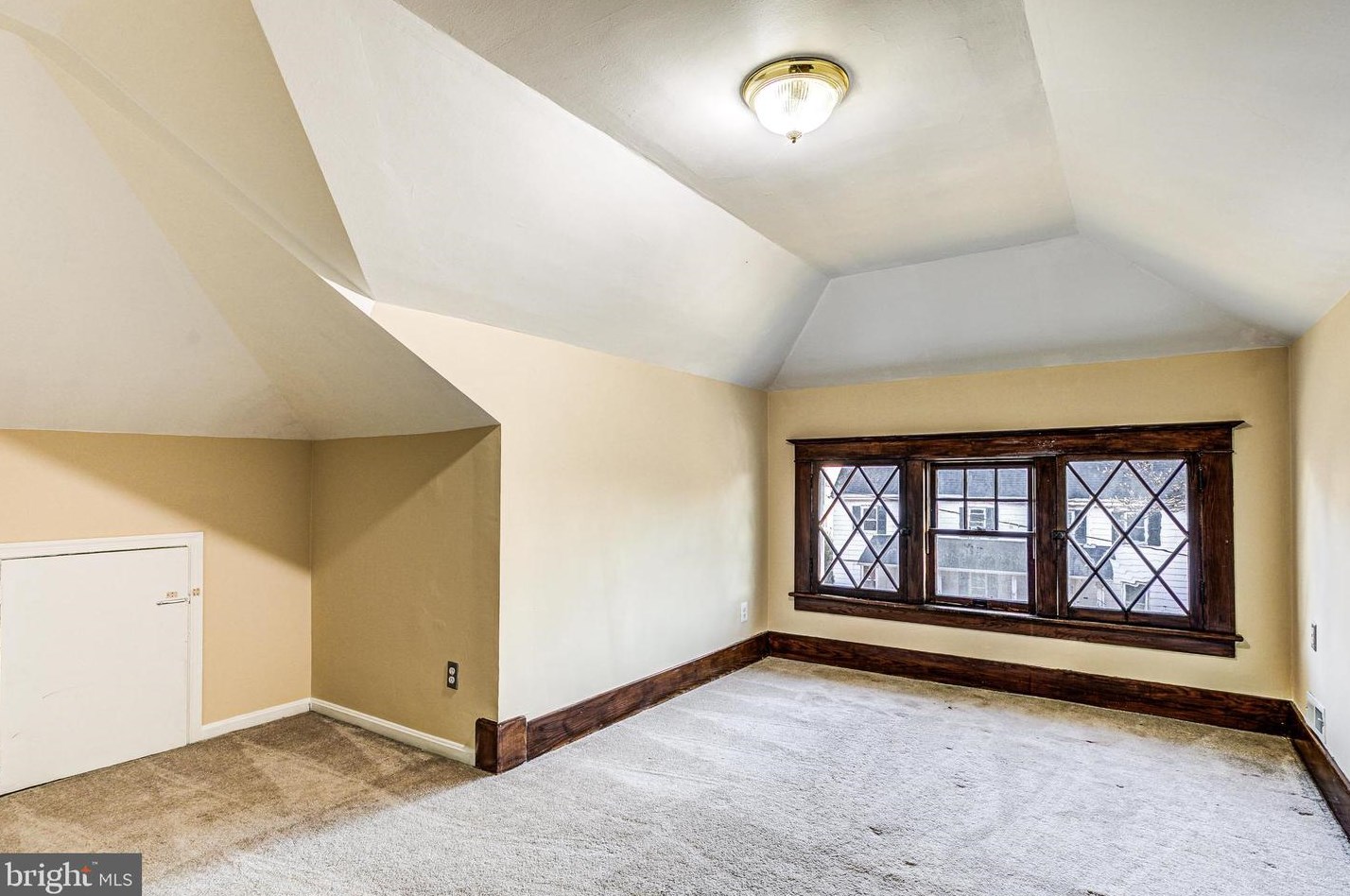 124 Main St, New Windsor MD  21776-9756 exterior