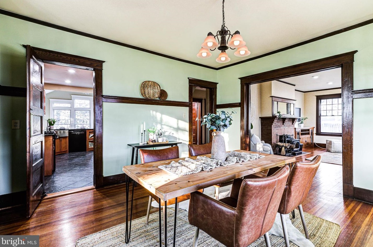 124 Main St, New Windsor MD  21776-9756 exterior