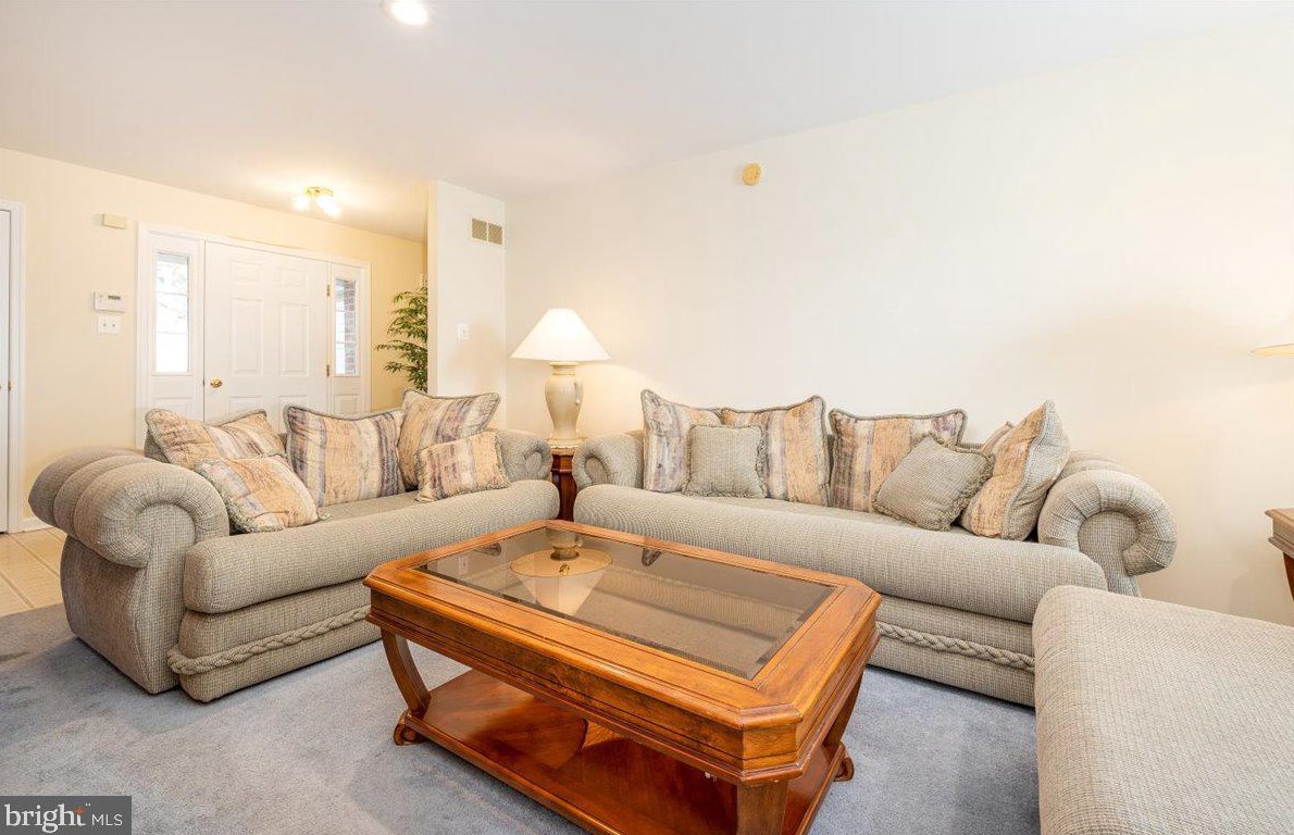 1115 Slingluff Rd, New Windsor MD  21776-9322 exterior