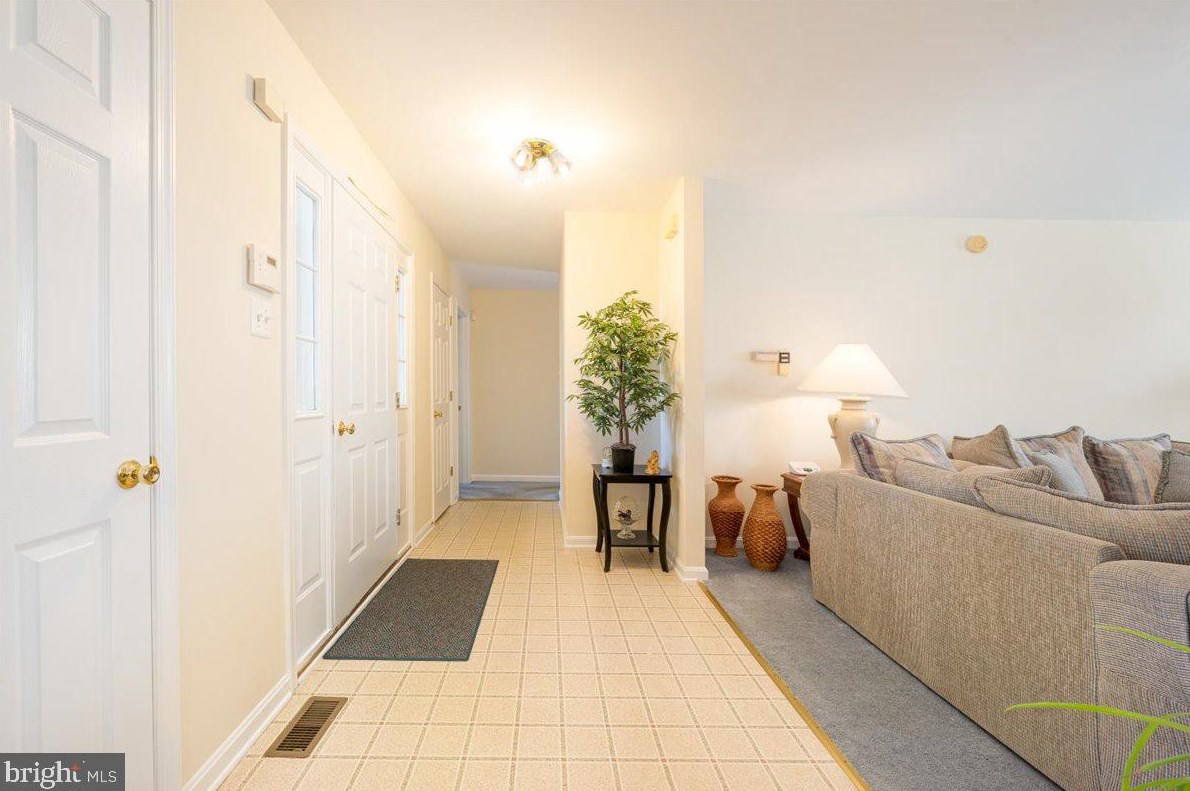 1115 Slingluff Rd, New Windsor MD  21776-9322 exterior