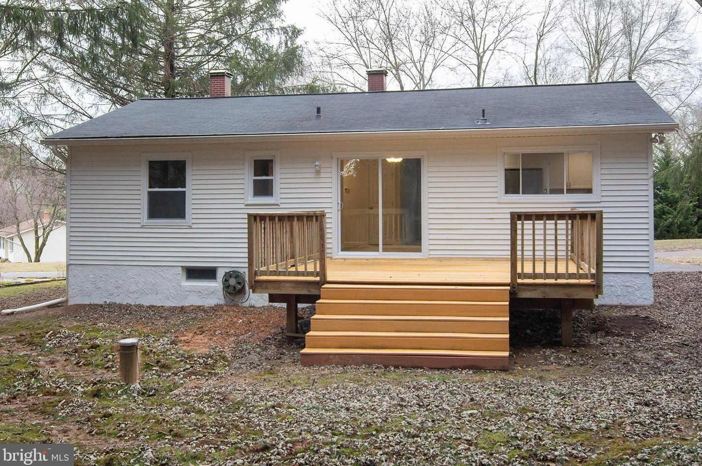 2503 Lewis Ln, Patapsco MD  21048-1416 exterior