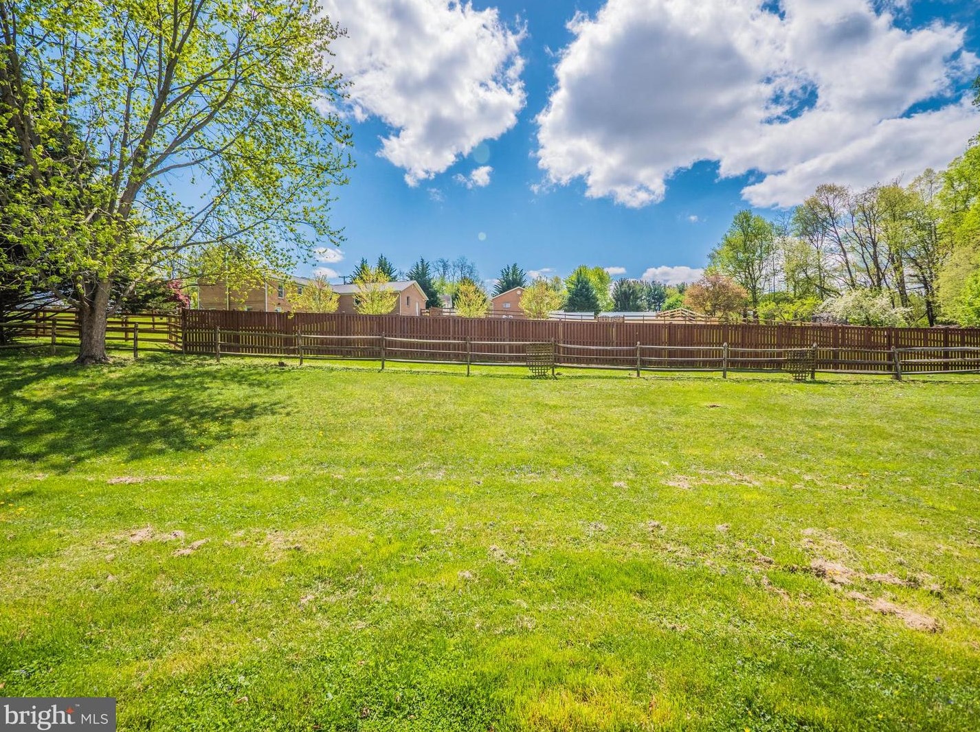 2225 Doctor Stitely Rd, New Windsor MD  21776-8313 exterior