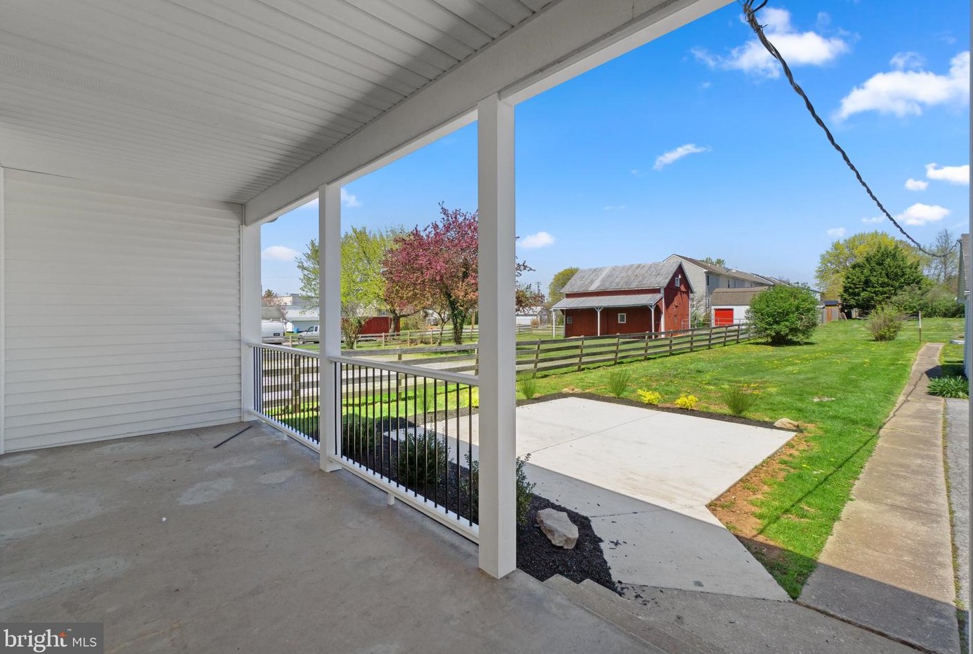 313 Baltimore St, Taneytown MD  21787-2224 exterior