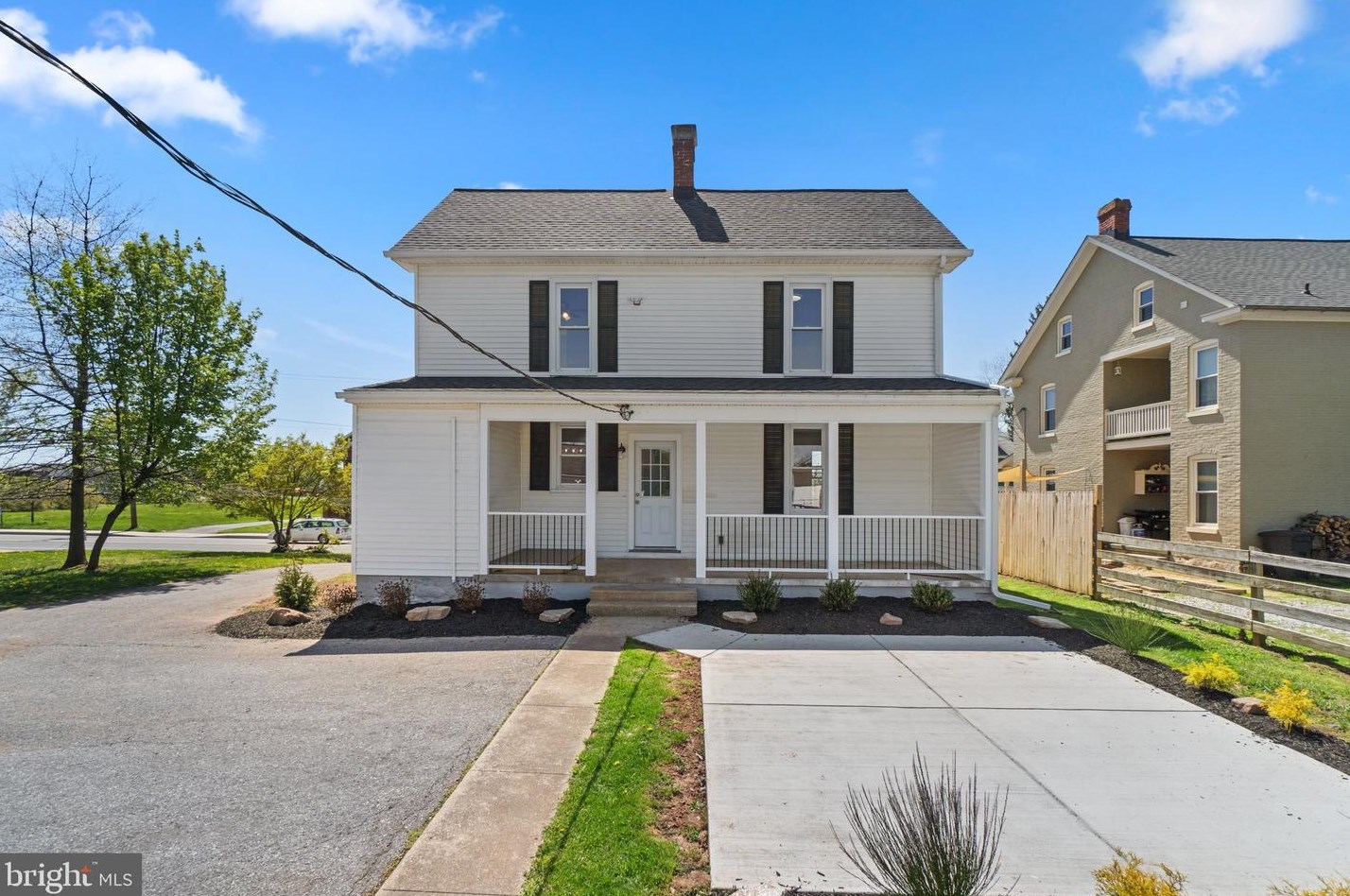 313 Baltimore St, Taneytown MD  21787-2224 exterior