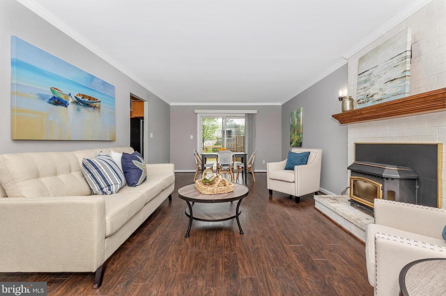 1704 Main St, Mount Airy MD  21771-5398 exterior