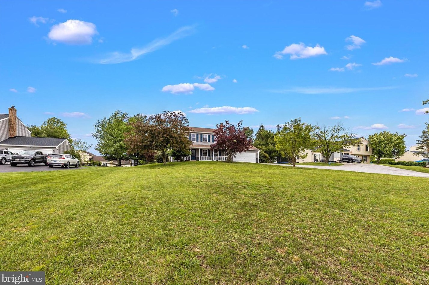 1704 Main St, Mount Airy MD  21771-5398 exterior