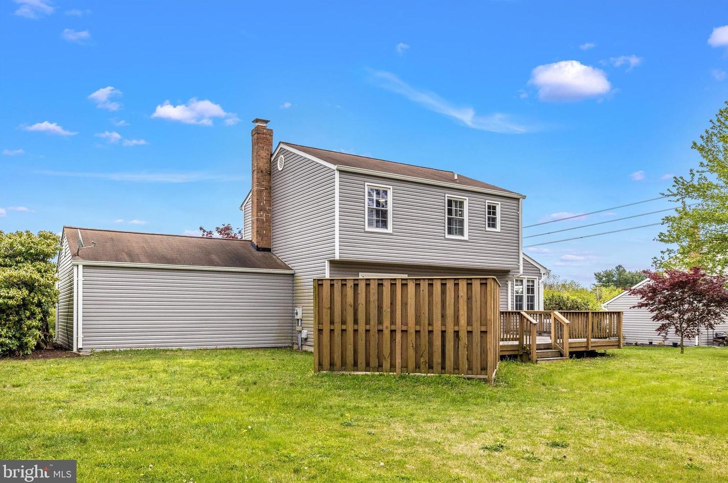 1704 Main St, Mount Airy MD  21771-5398 exterior