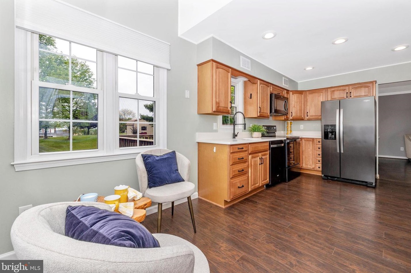 1704 Main St, Mount Airy MD  21771-5398 exterior