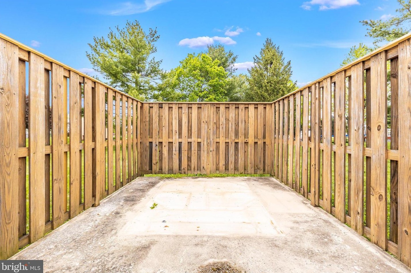 1704 Main St, Mount Airy MD  21771-5398 exterior