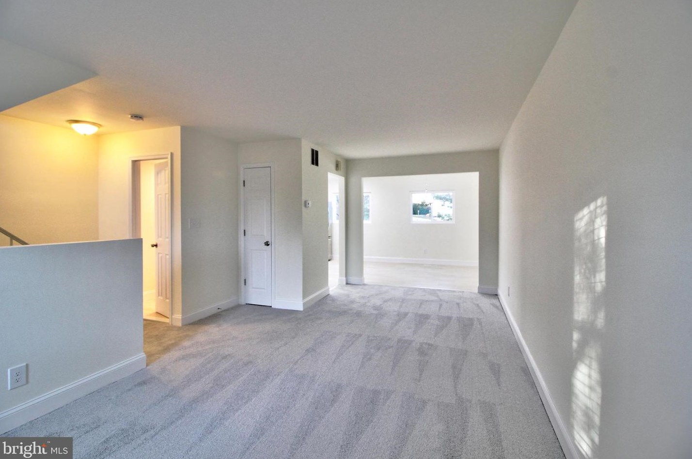 87 Meadowlark Ave, Mount Airy MD  21771-5505 exterior