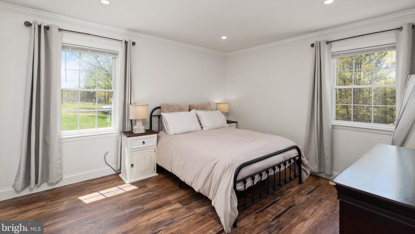 2446 Braddock Rd, Mount Airy MD  21771-8802 exterior