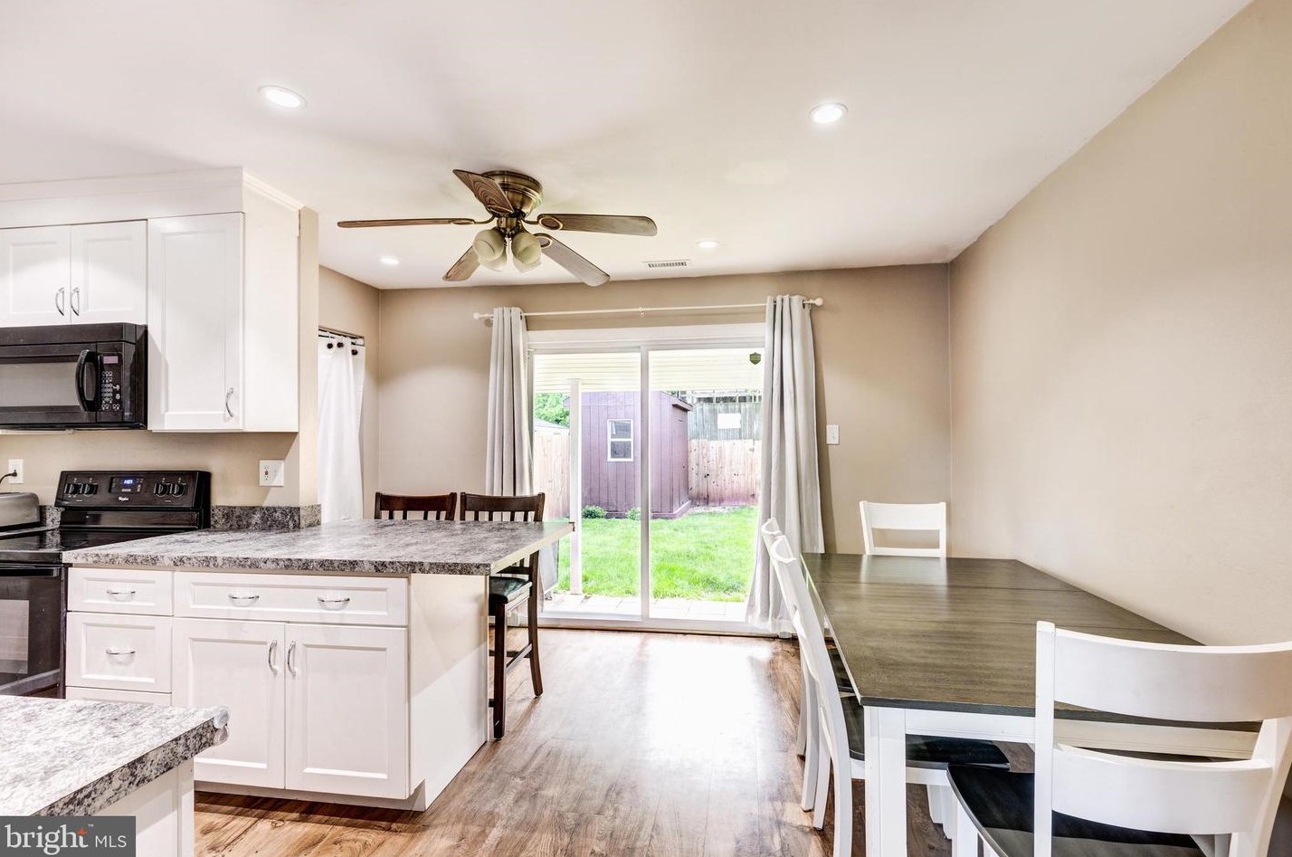 551 Daisy Dr, Taneytown MD  21787-2323 exterior