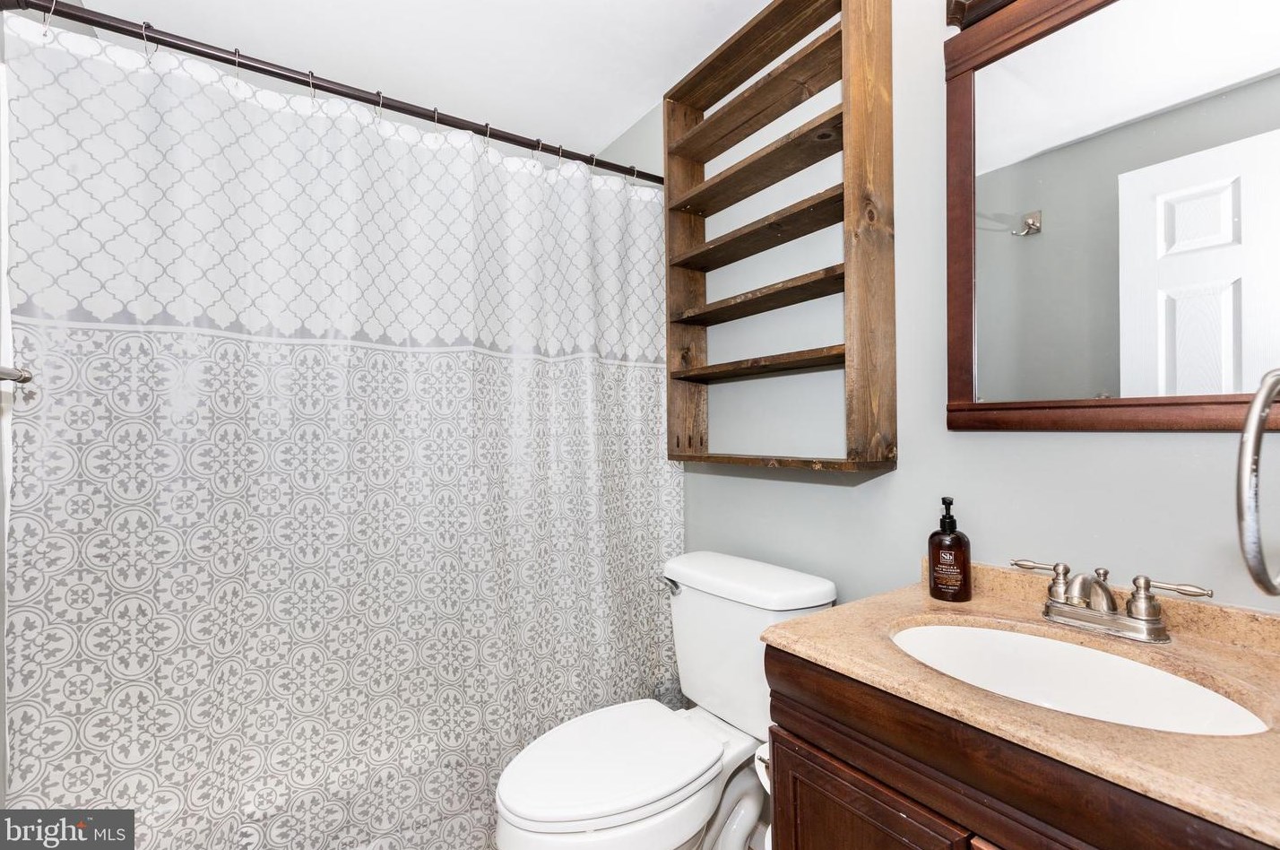 551 Daisy Dr, Taneytown MD  21787-2323 exterior