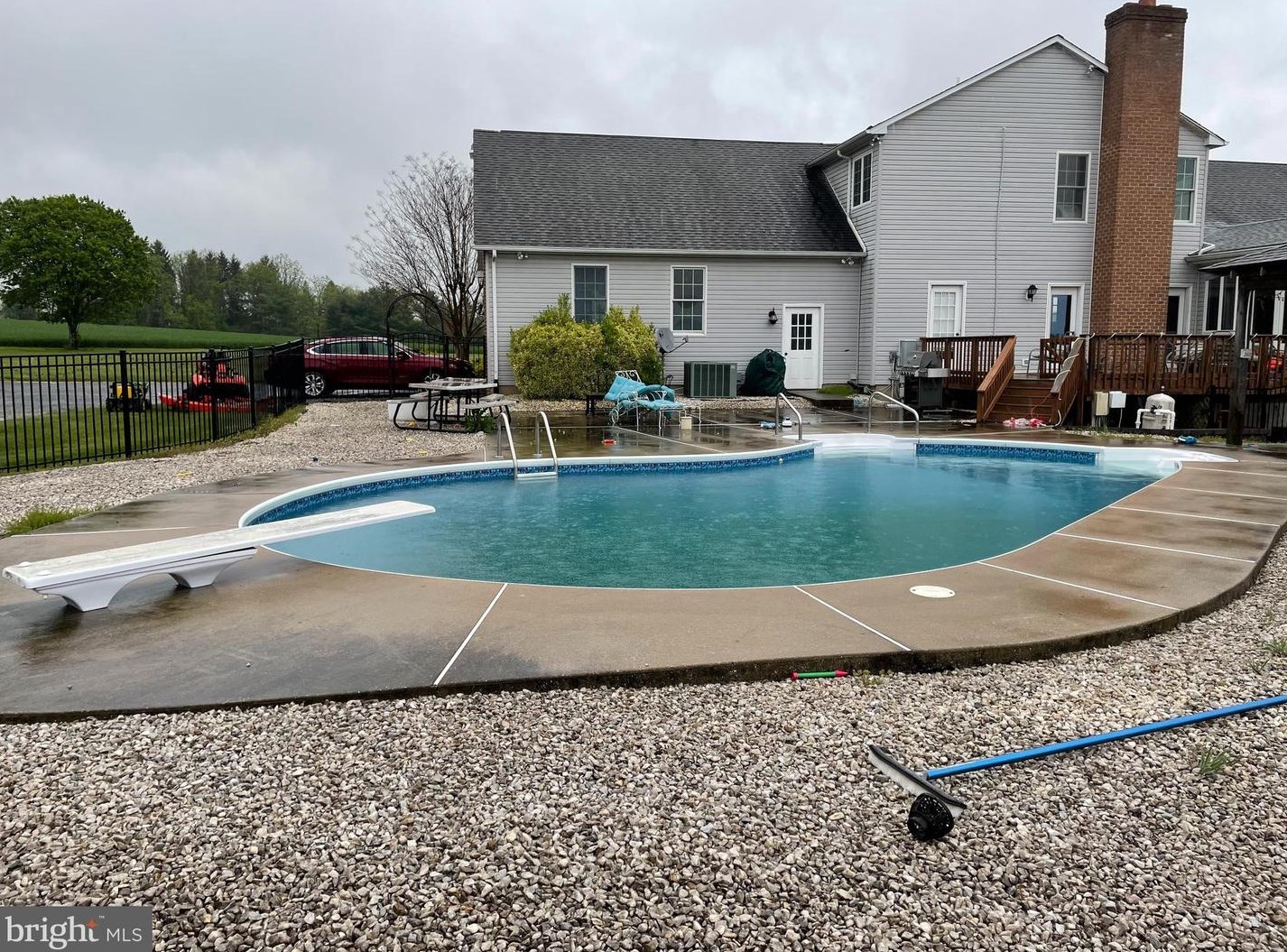 6575 Davis Rd, Mount Airy MD 21771-7205 exterior