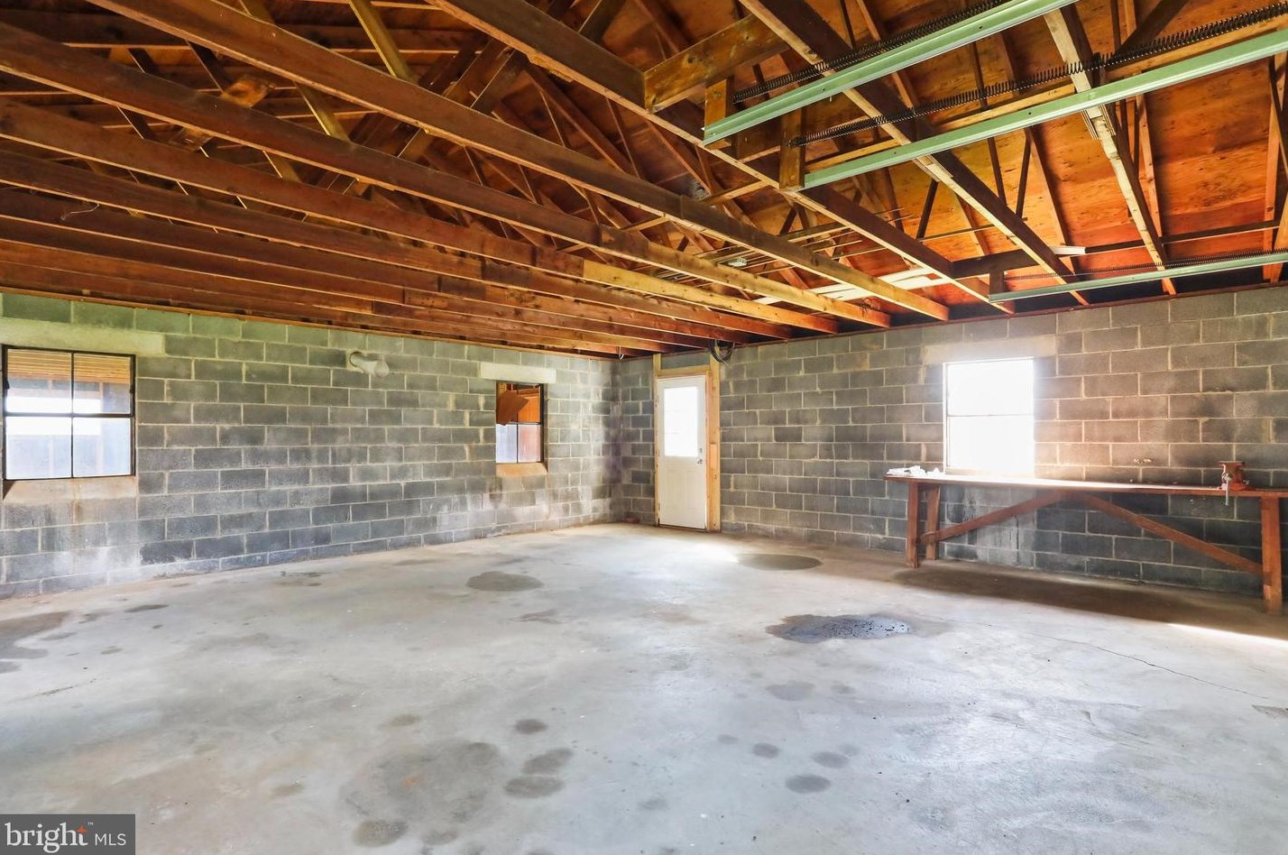 2632 Braddock Rd, Mount Airy MD  21771-8914 exterior