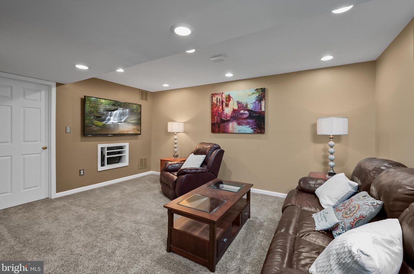 1309 Longbow Rd, Mount Airy MD  21771-5630 exterior