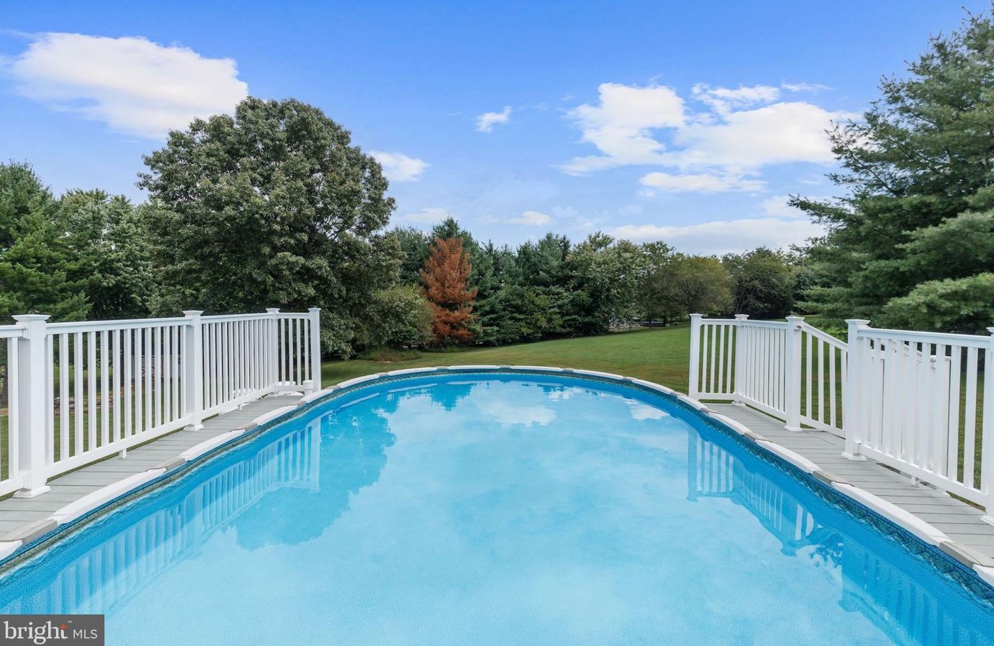 7241 Glenridge Dr, Mount Airy MD  21771-7242 exterior