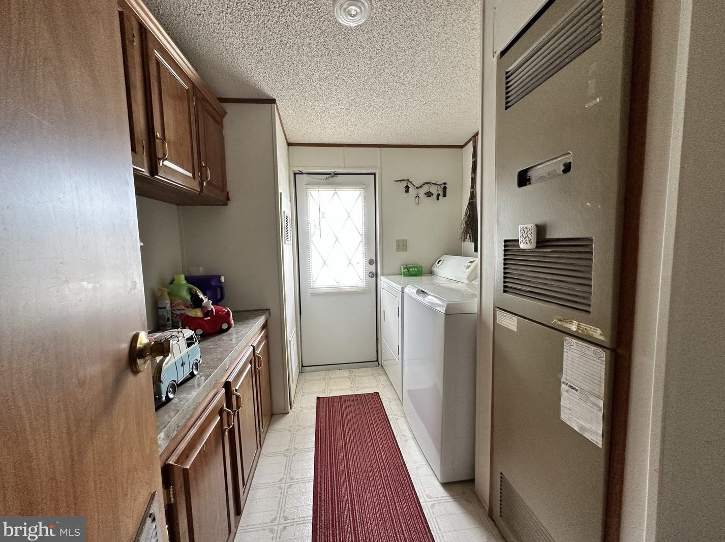 130 Lassiter Cir, Patapsco MD  21048-1801 exterior