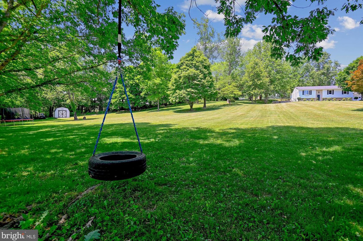 5156 Perry Rd, Mount Airy MD 21771-8828 exterior