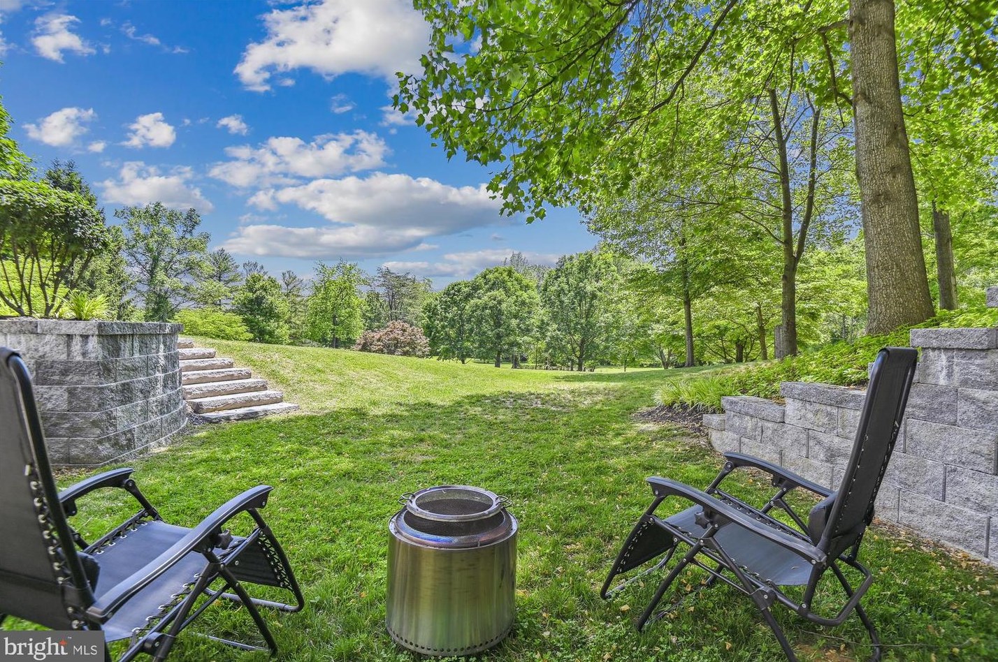 5156 Perry Rd, Mount Airy MD 21771-8828 exterior