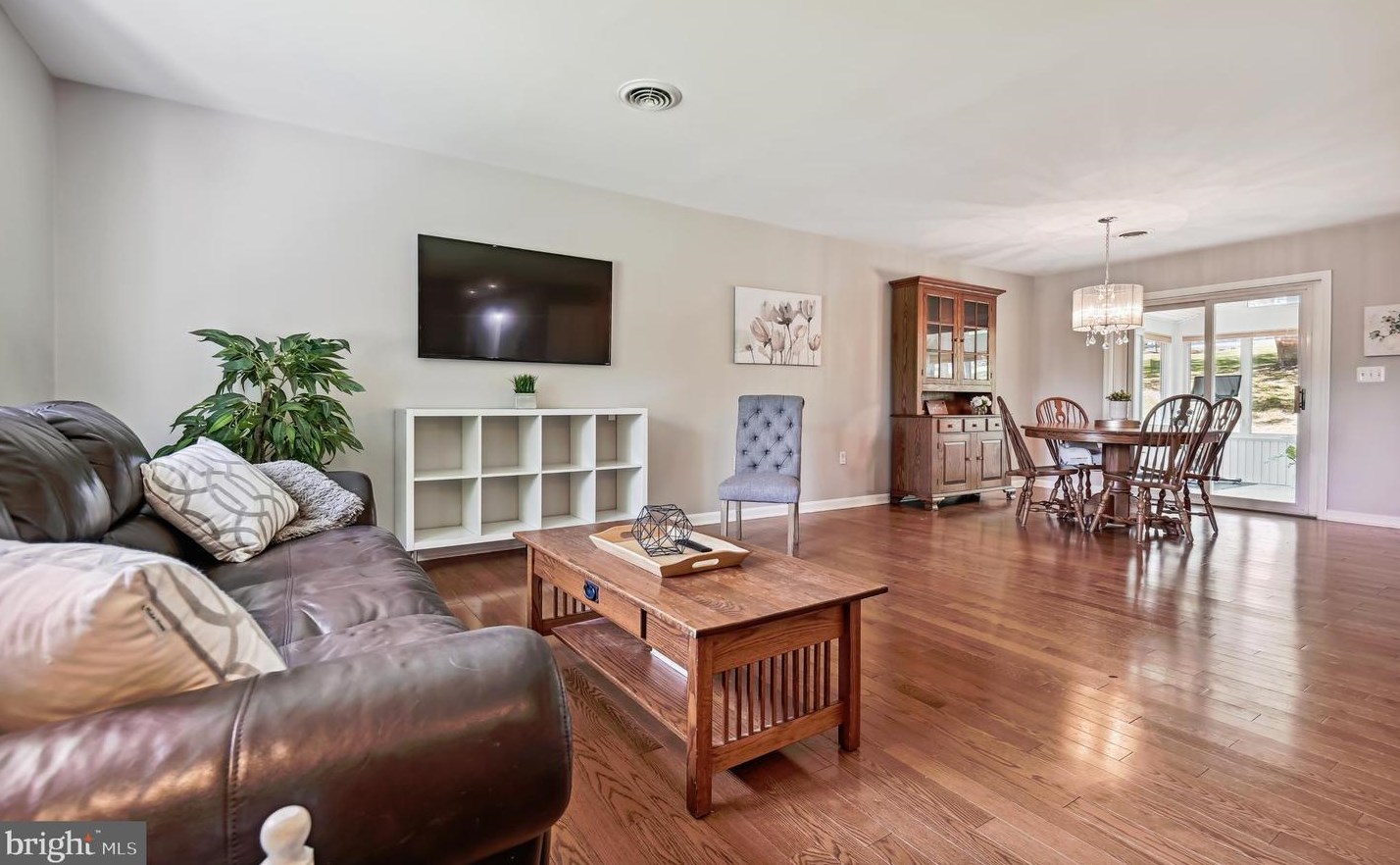 5156 Perry Rd, Mount Airy MD 21771-8828 exterior