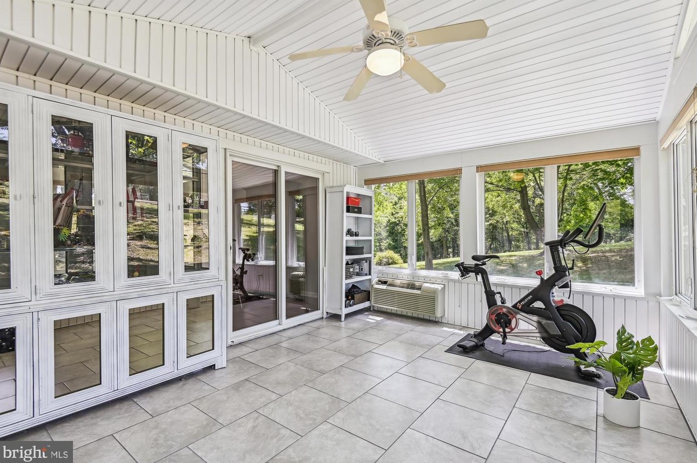 5156 Perry Rd, Mount Airy MD 21771-8828 exterior