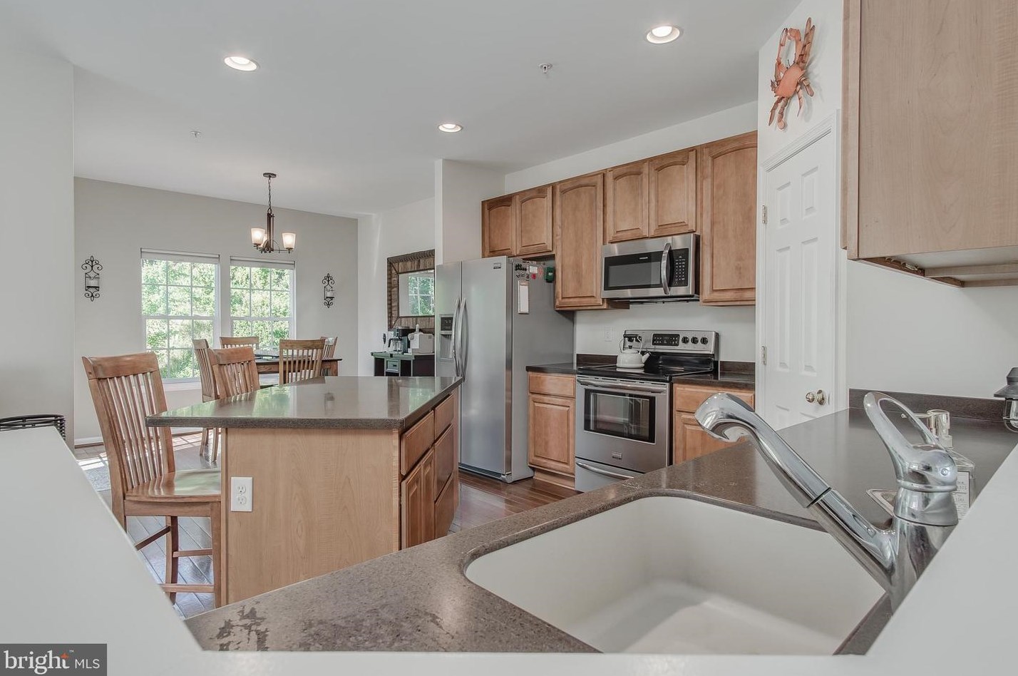 1930 Reading Ct, Mount Airy MD 21771-7754 exterior