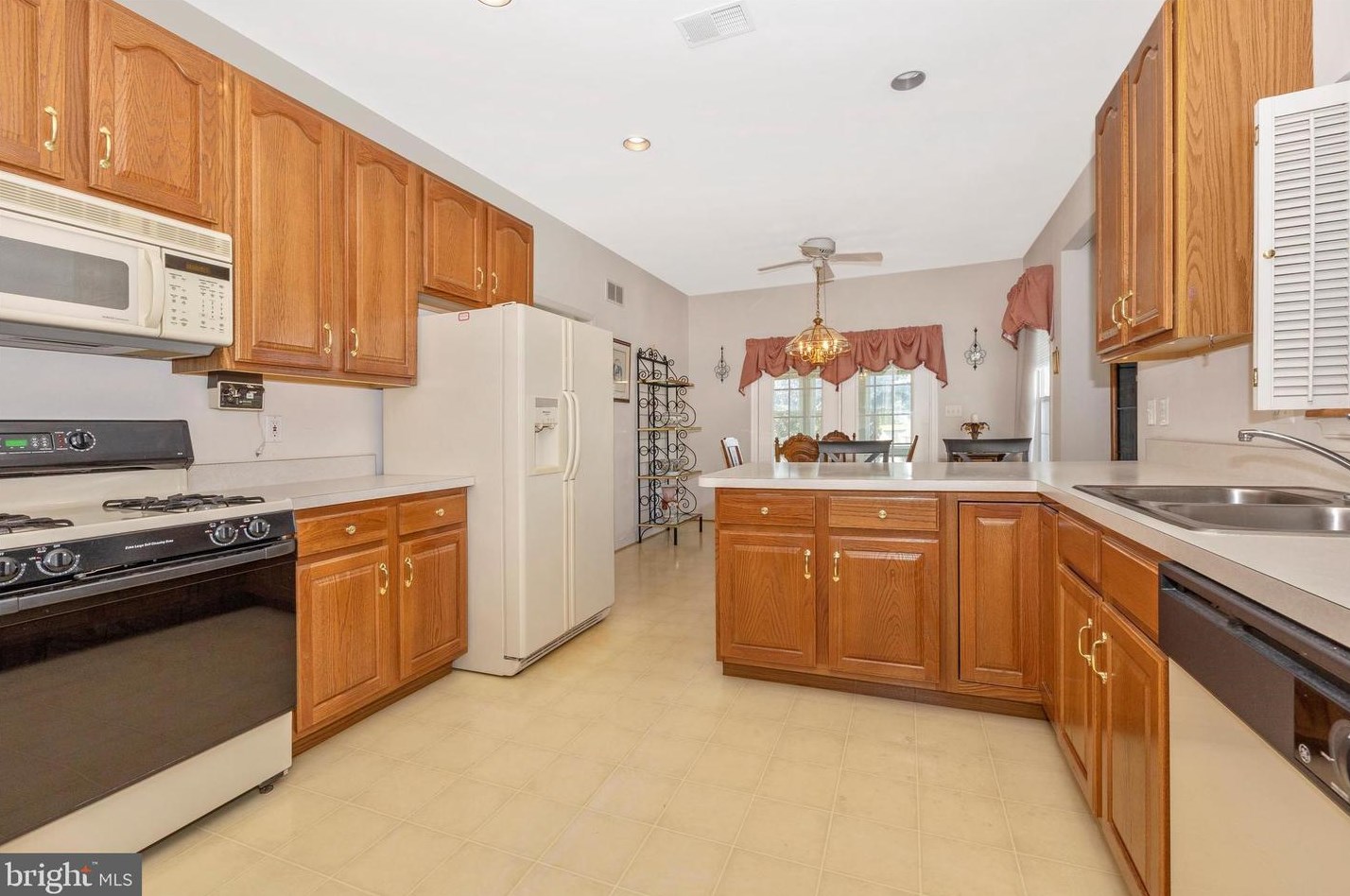 3185 Jupiter Island Ct, Mount Airy MD 21771-8070 exterior