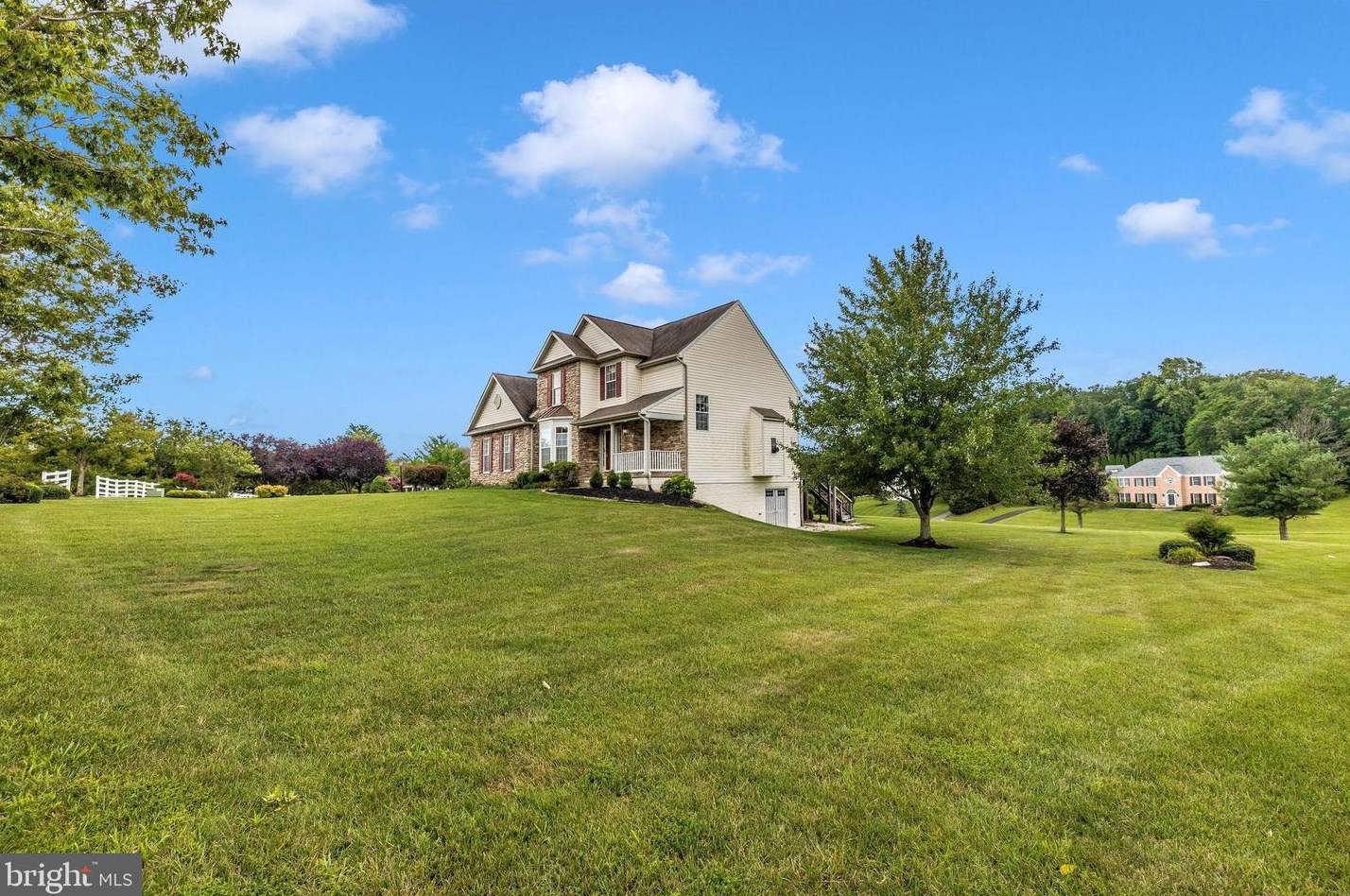 3185 Jupiter Island Ct, Mount Airy MD 21771-8070 exterior