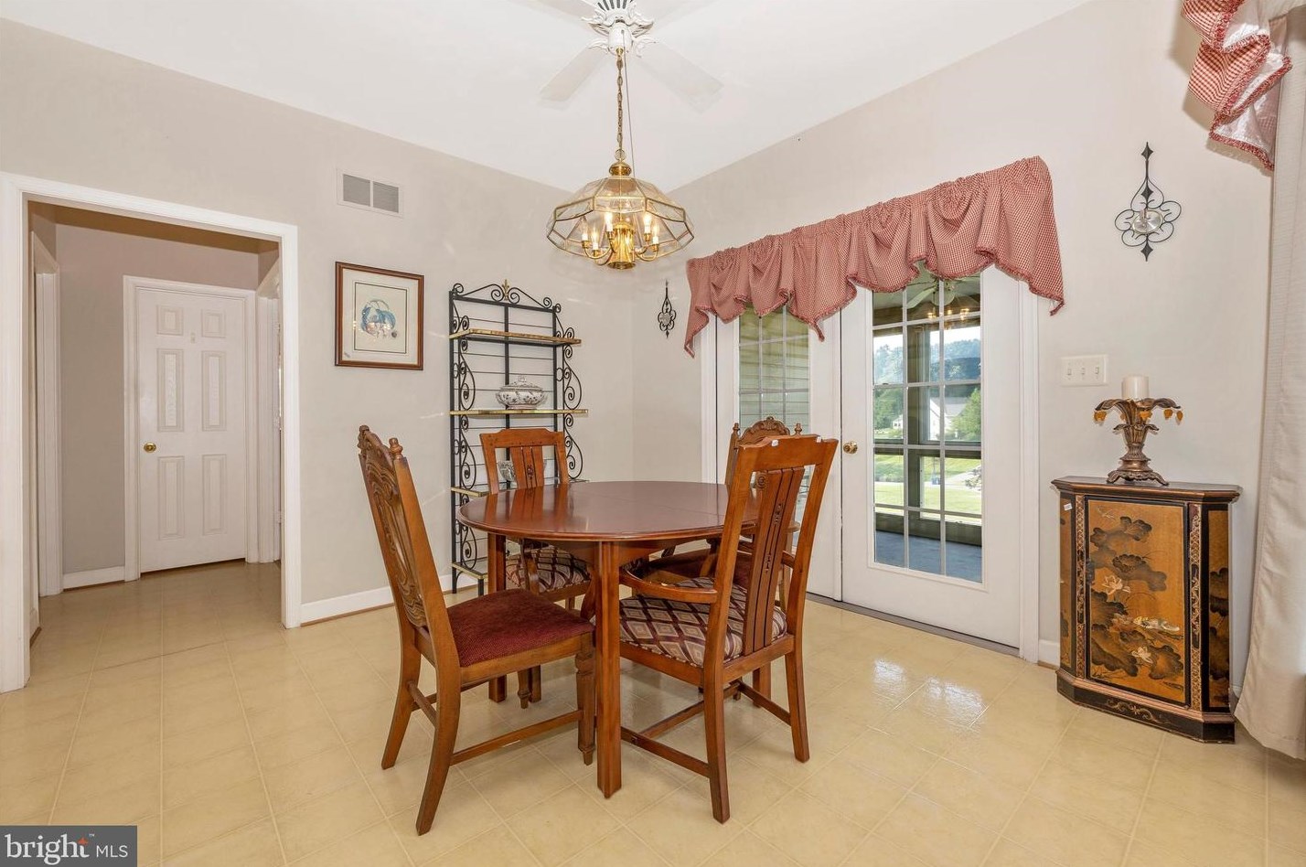 3185 Jupiter Island Ct, Mount Airy MD 21771-8070 exterior