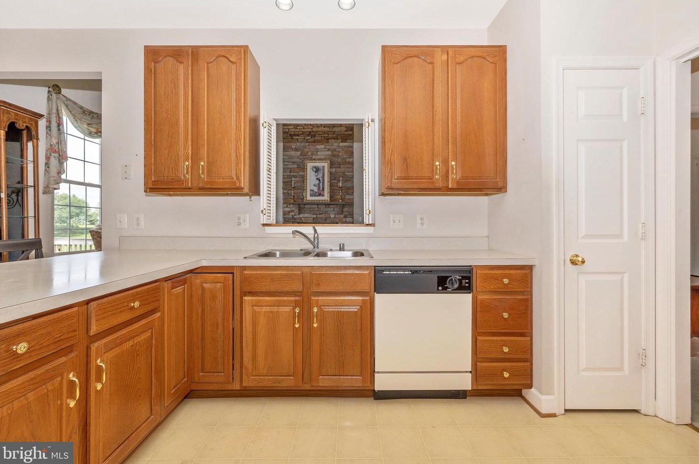 3185 Jupiter Island Ct, Mount Airy MD 21771-8070 exterior