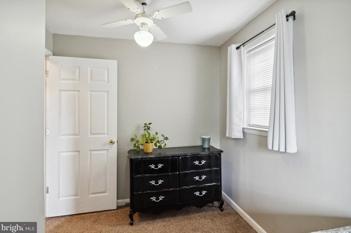 114 Carnival Dr, Taneytown MD  21787-2411 exterior