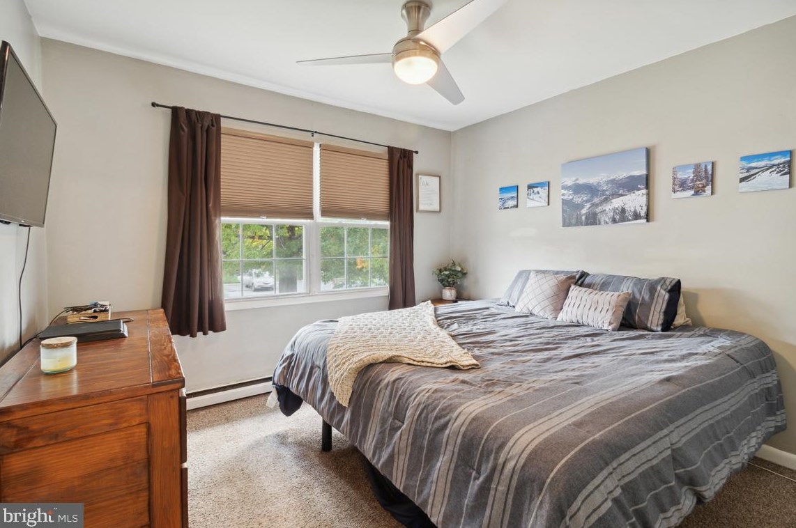 114 Carnival Dr, Taneytown MD  21787-2411 exterior