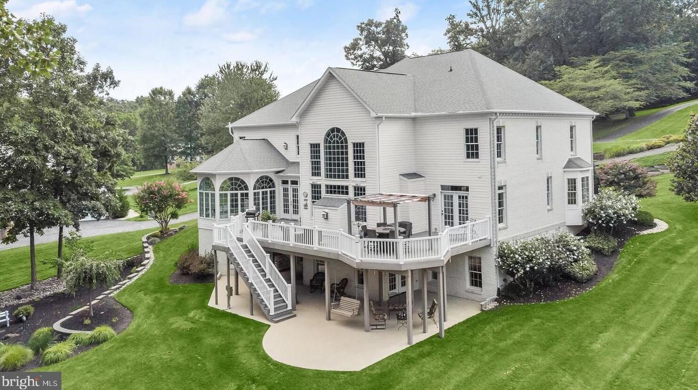 1935 Turnberry Ct, Patapsco MD 21048-1561 exterior