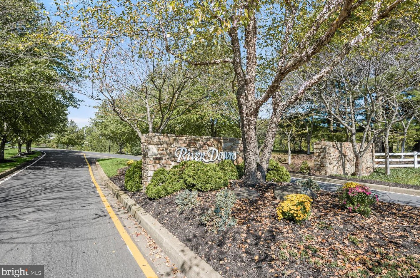 1935 Turnberry Ct, Patapsco MD 21048-1561 exterior