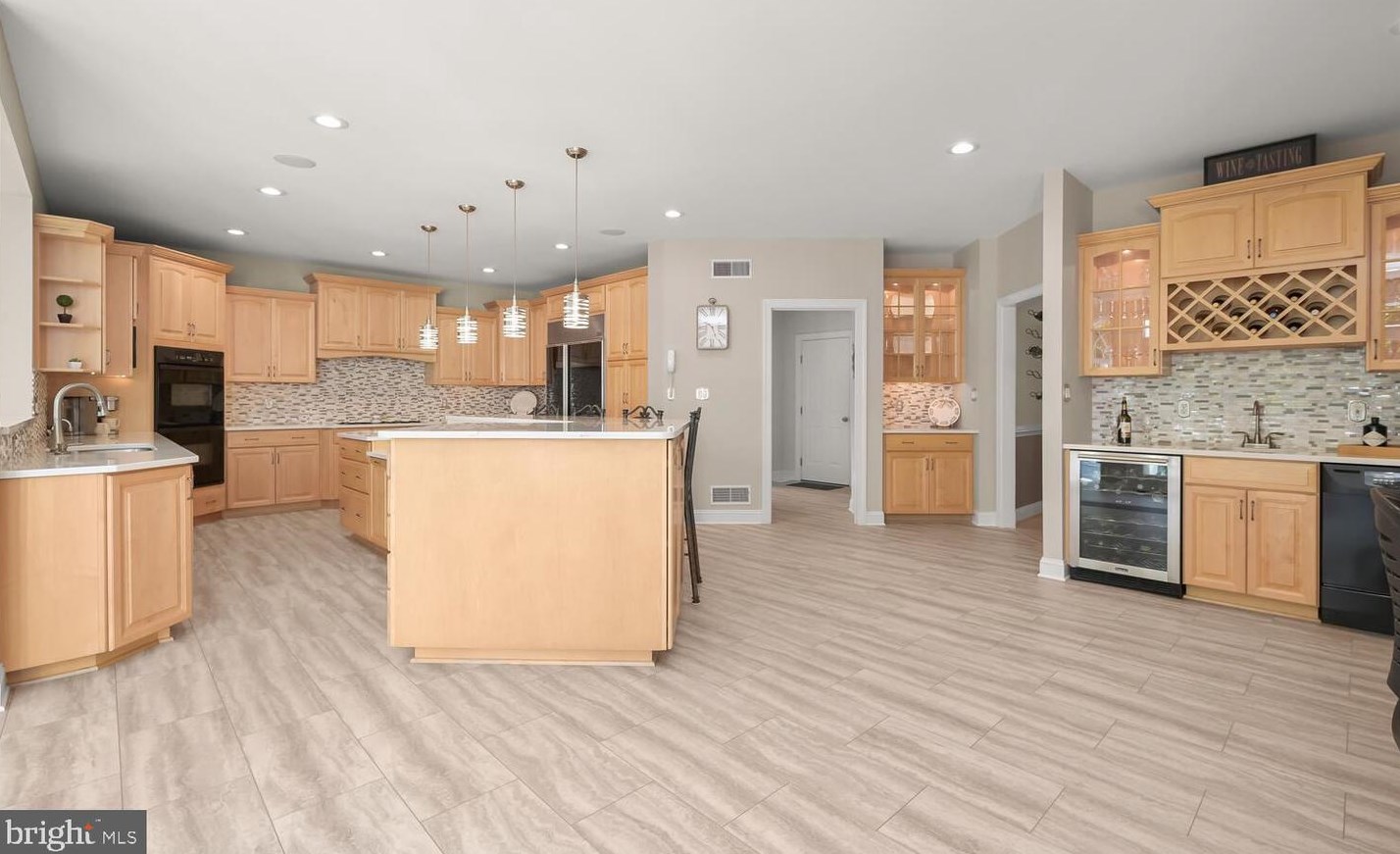 1935 Turnberry Ct, Patapsco MD 21048-1561 exterior