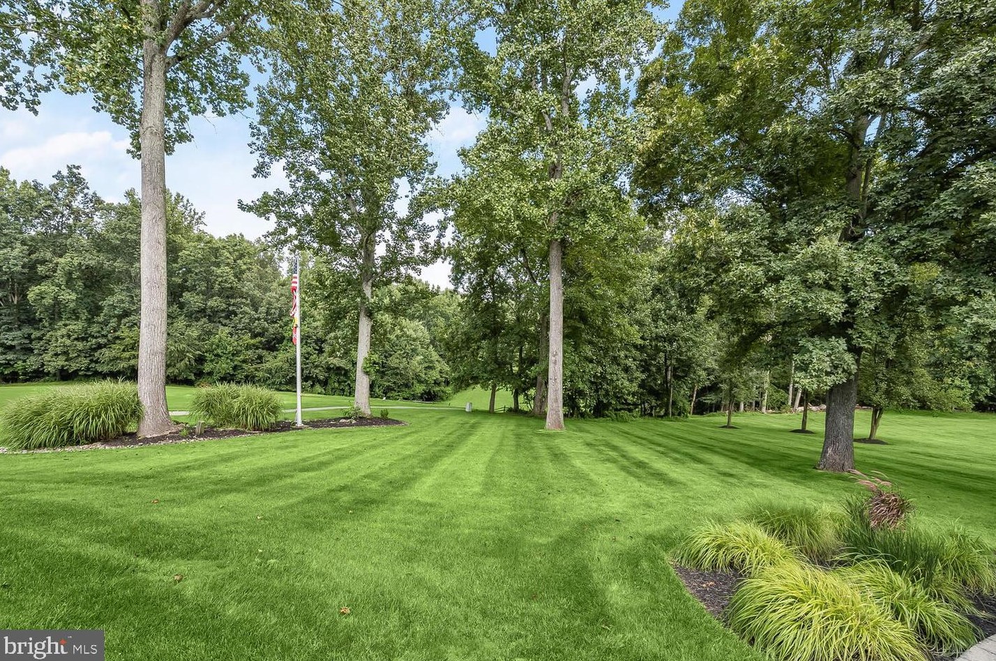 1935 Turnberry Ct, Patapsco MD 21048-1561 exterior