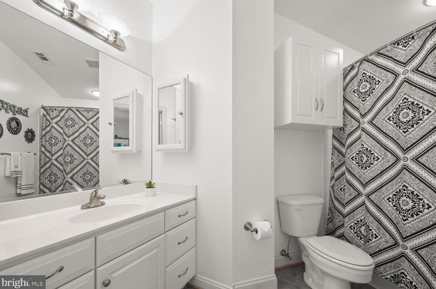 1935 Turnberry Ct, Patapsco MD 21048-1561 exterior